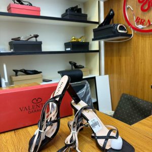 Luxury heel