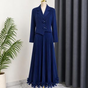 gown