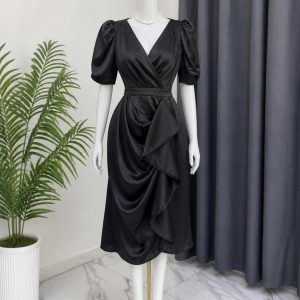 gown
